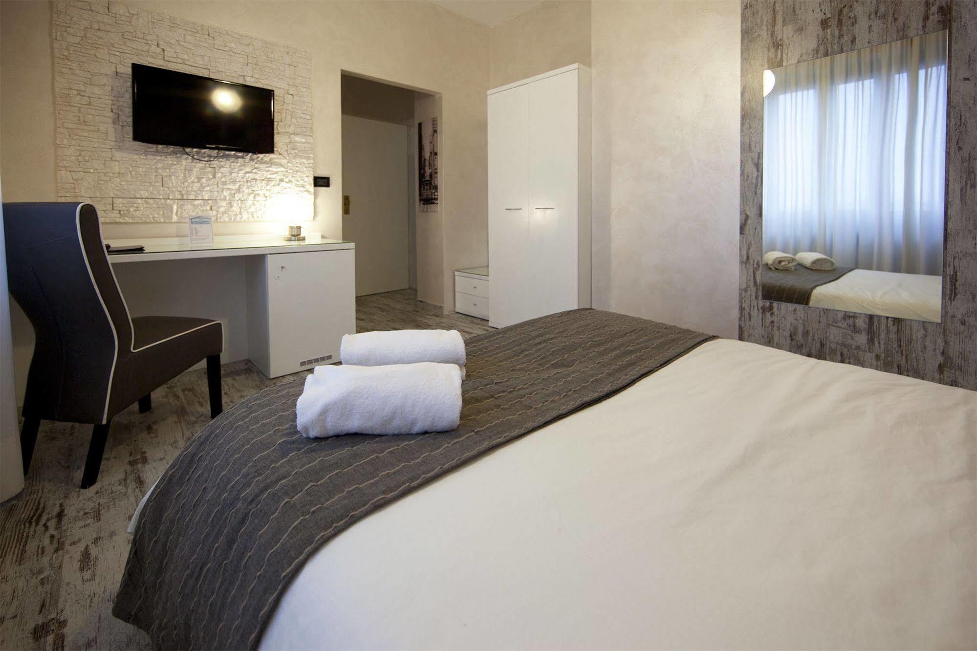 Piccolo Hotel Allamano Grugliasco Eksteriør billede